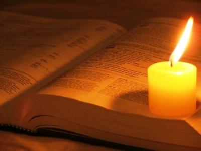 20110225131533-bible.jpg